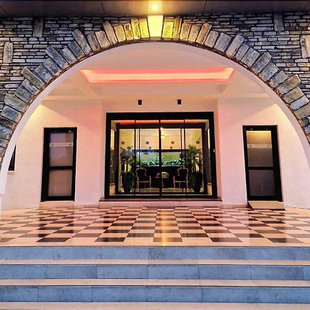 Sveltos Hotel Larnaca Ngoại thất bức ảnh