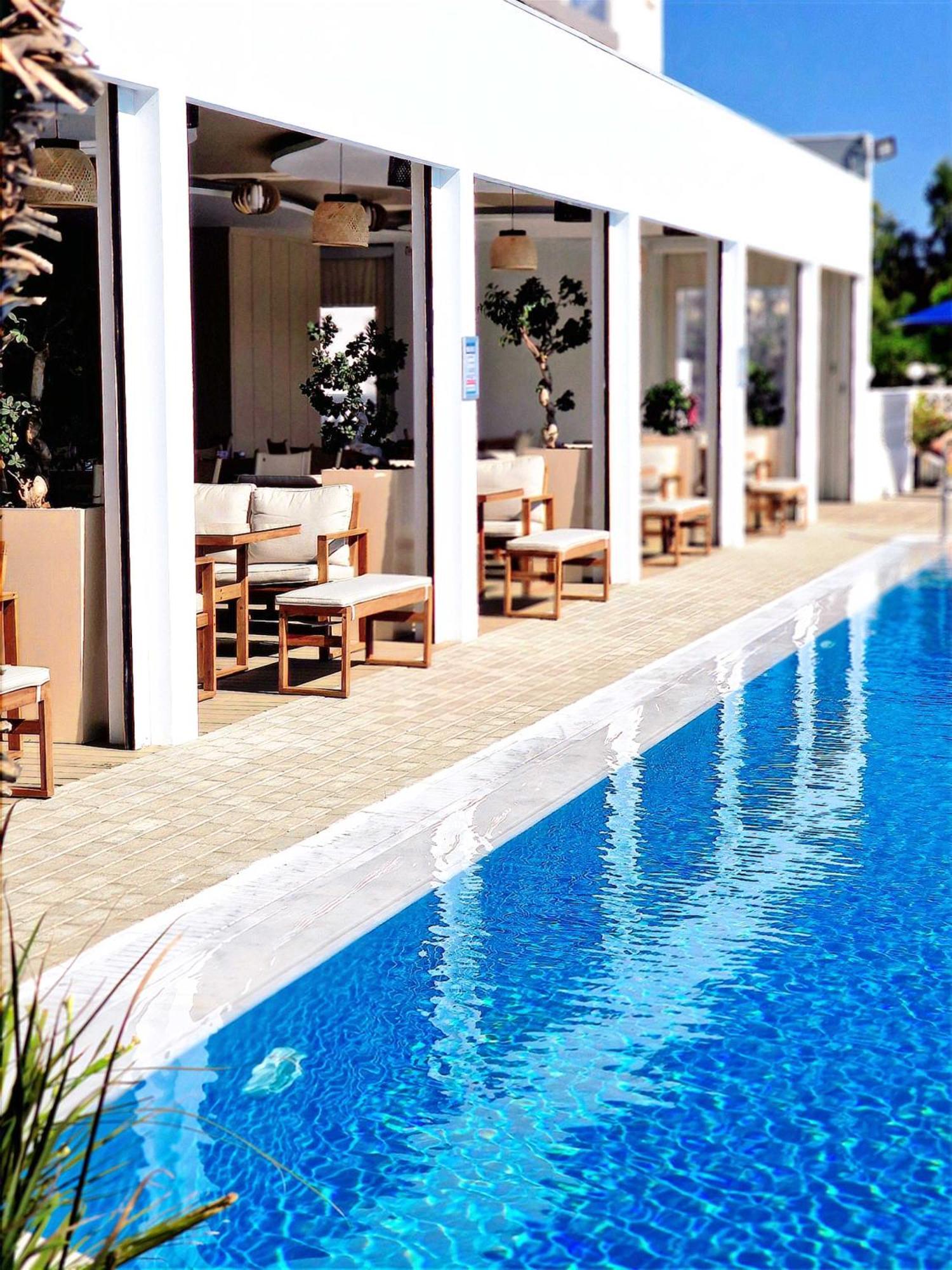 Sveltos Hotel Larnaca Ngoại thất bức ảnh